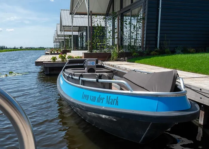 4 To 6 Persons Tulpenacker Waterfront فيلة Roelofarendsveen