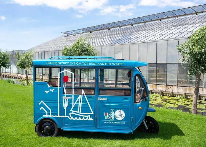 Villa 4 To 6 Persons Tulpenacker Waterfront Roelofarendsveen